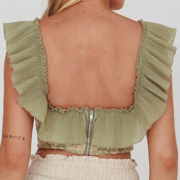 2/$20 NWT olive frill top from Selfie Leslie - Picture 2 of 2